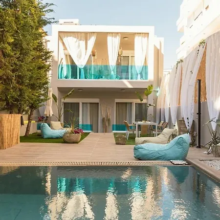 G&m Luxury With Pool Apartament
